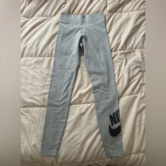 Nike Pants - Nike leggings